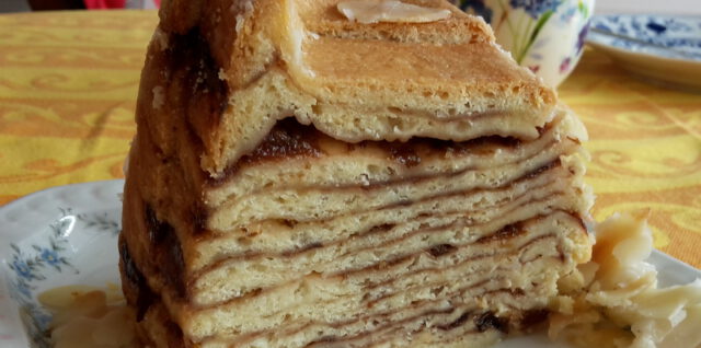 gestapelter Zupfkuchen